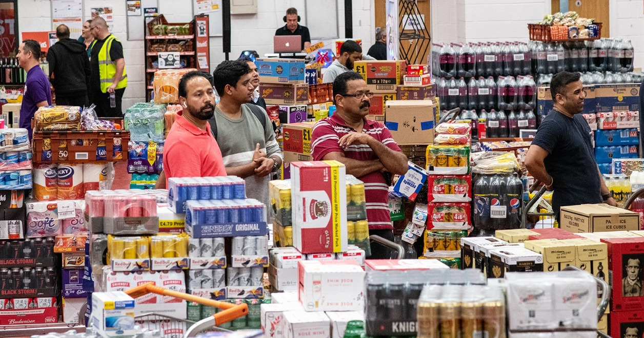 Top Cash and Carry Wholesalers with Exclusive Discounts for Spanish Retailers