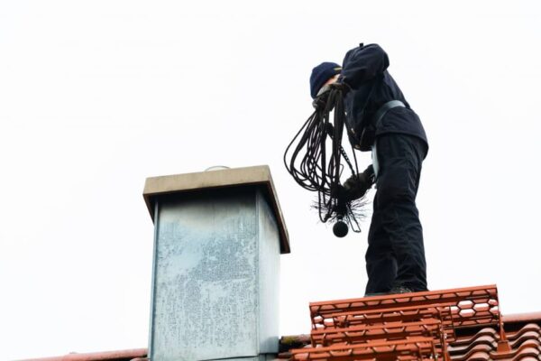 Protect Your Home: Chimney Sweep Minneapolis Cleaning & Safety Tip