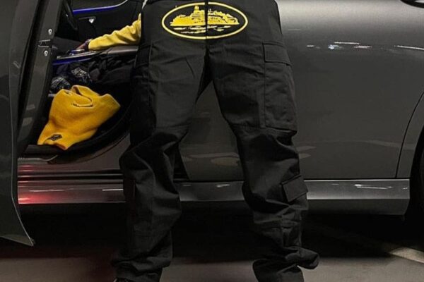 The Ultimate Streetwear Duo Corteiz Hoodie and Corteiz Cargos