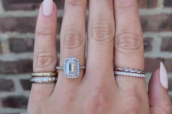 How to bring modern elegance to an emerald cut engagement ring emerald halo engagement ring