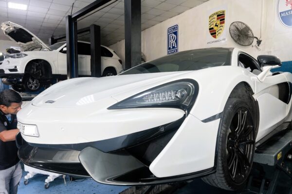 McLaren Repair Dubai: Cost-Effective Solutions for High-End Cars