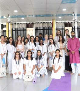 Why Choose a 500 Hour Yoga Teacher Training in Rishikesh for Your Advanced Practice