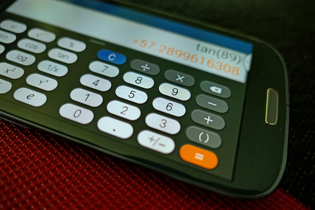 An attendance calculator is a tool that helps students and workers track attendance. It measures how many classes or workdays were attended out of the total.
